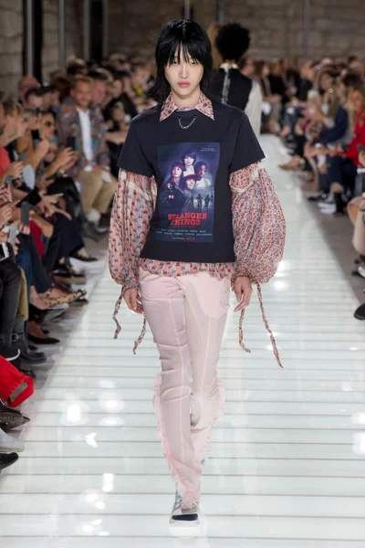 Look 37